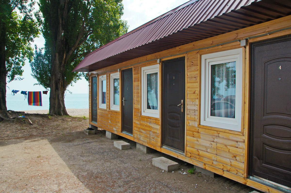 Guest House Tri Topolya Lidzava Luaran gambar